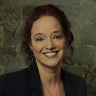 Tiby Esteves, psicóloga